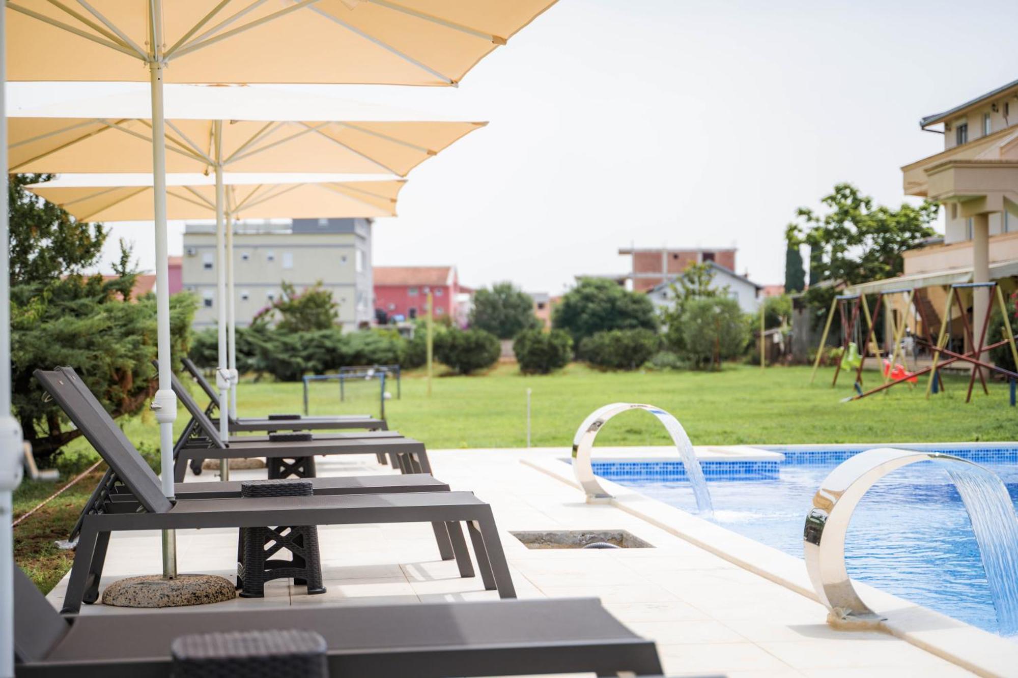 Apartments Rudaj Ülgün Dış mekan fotoğraf